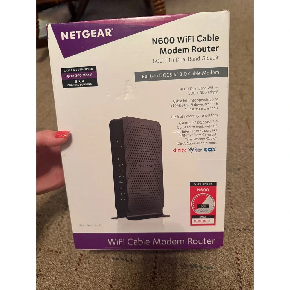 NETGEAR N600 C3700 WiFi Cable Modem Router DOCSIS 3.0 Dual Band 8x4 w/ Box